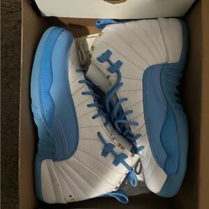 Jordan 12 Retro emoji